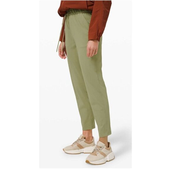 NWT Lululemon Keep Moving Pant 7/8 High-Rise Rosemary Green-sz 6 - Picture 4 of 9